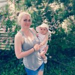 Profile Picture of Julie McCarthy (@live.love.luna114) on Instagram