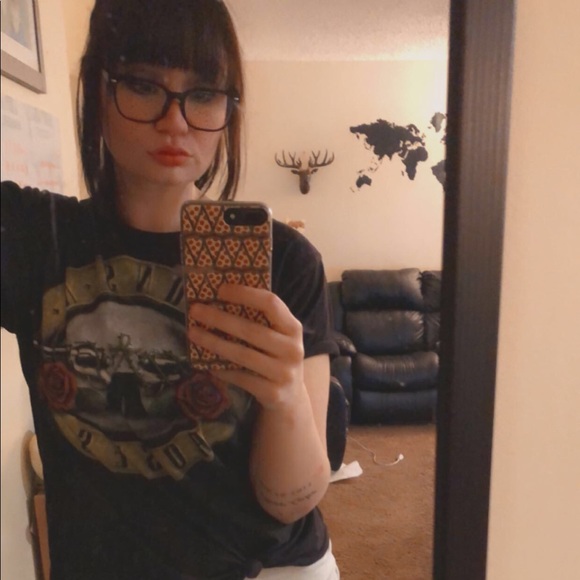 Profile Picture of Jenna Tanghe (@jennatills) on Poshmark