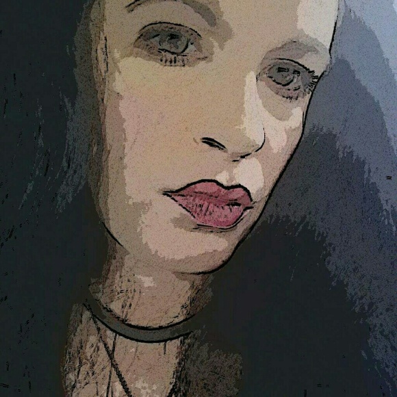 Profile Picture of Brandy Fitchett (@brandyjeanne7) on Poshmark