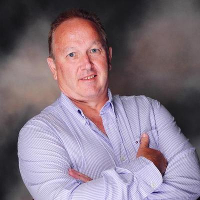 Profile Picture of Dave Popplewell (@davepopplewell) on Twitter