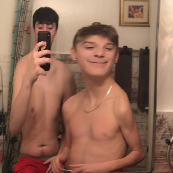 Profile Picture of Isaac Carpenter (@isaaccarpent472) on Poshmark