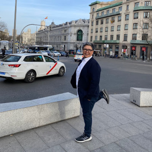 Profile Picture of Pong Usamanont (@pong9932) on Poshmark