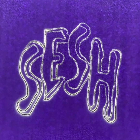 Trevor Stevenson - Poshmark Profile Picture of Trevor Stevenson (@stevenson005) on Poshmark