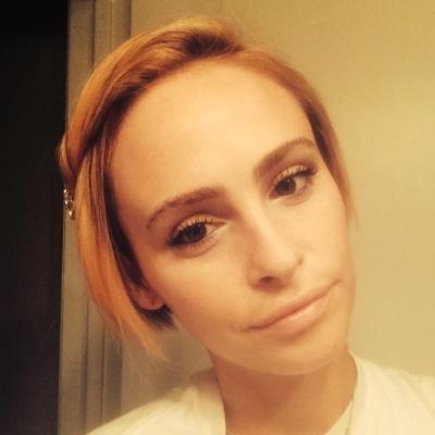 Profile Picture of Jacqueline Helms (@JackieHelms) on Twitter