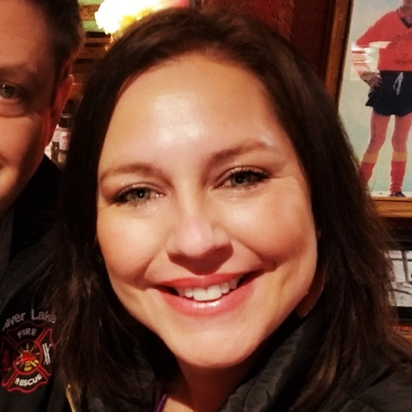 Profile Picture of Daina Posusta (@daposusta) on Poshmark