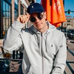 Profile Picture of 𝓣𝓱𝓮 𝓢𝓸𝓾𝓷𝓭𝓑𝓮𝓷𝓭𝓮𝓻 (@ty_hahnaudio) on Instagram