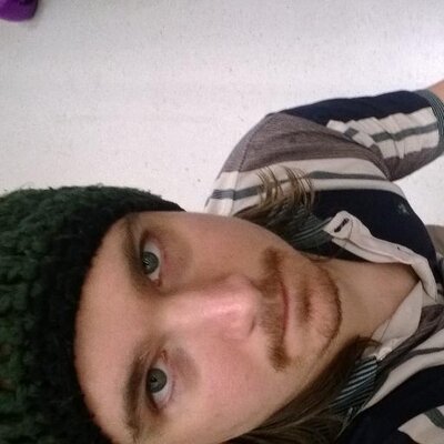 Profile Picture of Blake Skylar Andrews (@buhluhake001) on Twitter