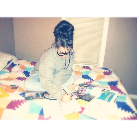 Profile Picture of Rhea Richards (@rhearich) on Poshmark