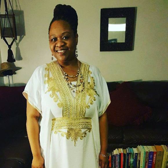 Alicia Viechweg - Poshmark Profile Picture of Alicia Viechweg (@roxxxi4u) on Poshmark