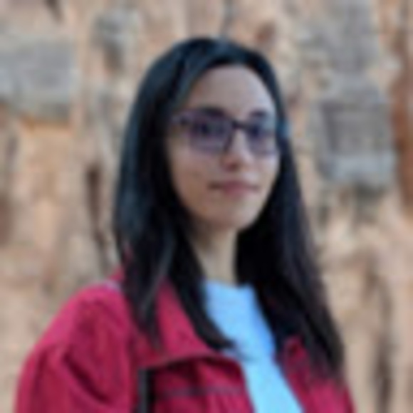 Profile Picture of Nadia Martinez borrego (@nadiaborrego) on Poshmark