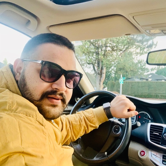 Profile Picture of Daljeet Singh (@daljeets) on Poshmark