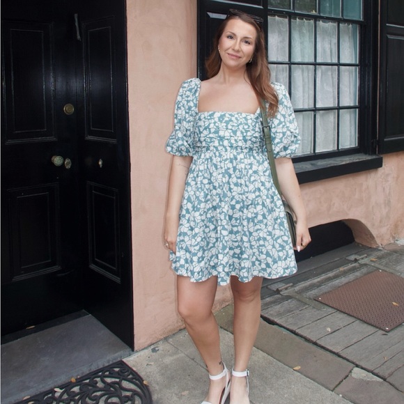 Profile Picture of Kelly Simunich (@kellz_96) on Poshmark