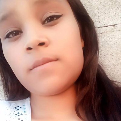 Profile Picture of Roza Torrez (@rozatorrez16) on Twitter