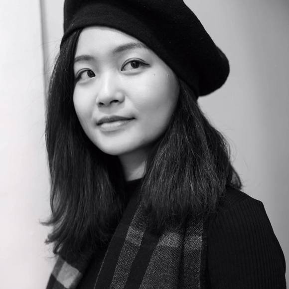Profile Picture of Jennifer Hsieh (@jenniloiv) on Poshmark