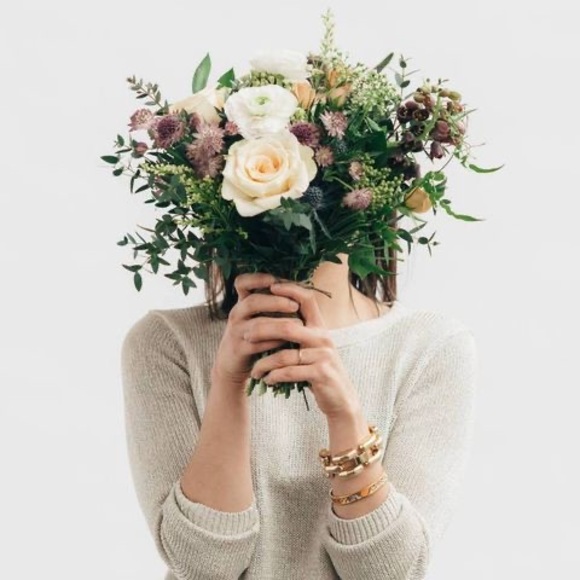 Profile Picture of Amanda Rotstein (@asrotstein) on Poshmark