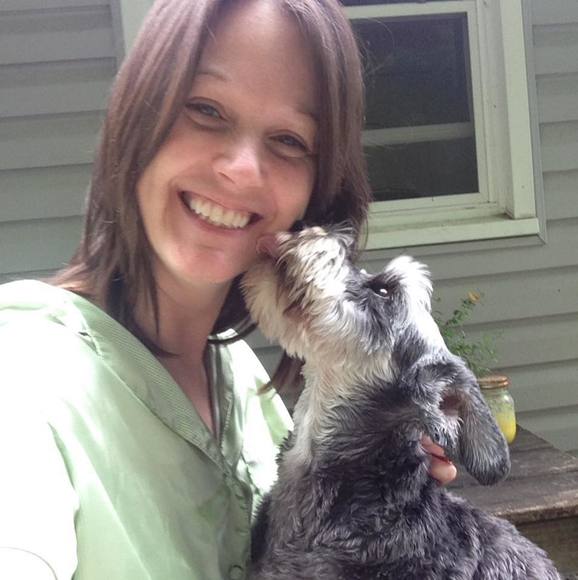 Profile Picture of Jenifer Hill evans (@jeniferevans143) on Poshmark