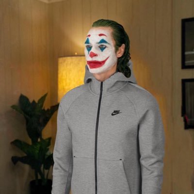 Profile Picture of Preston Waters (@airpodwax) on Twitter