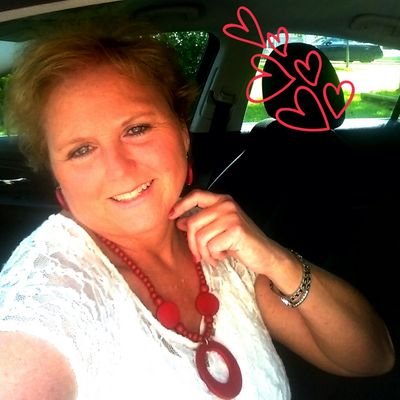 Profile Picture of Kay Holt (@kc57hgj) on Twitter