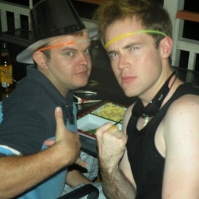 Profile Picture of Gary Howarth (@dizzlemeG) on Twitter