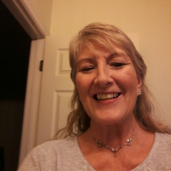 Profile Picture of Paula Badger (@pjbpassion1958) on Poshmark