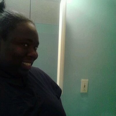 Profile Picture of Michelle Byron (@MichelleByron2) on Twitter