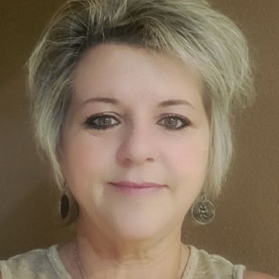 Profile Photo of Anita Dunn (@anitadunn621) on Twitter