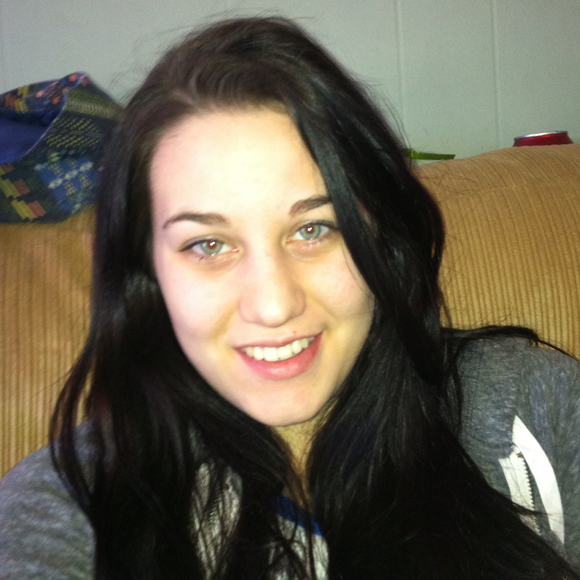 Profile Picture of Ellice Hamlin (@yourgal22) on Poshmark