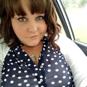 Profile Picture of Sara Tweedy (@Sweetie_tweedy) on Twitter