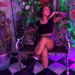 Profile Picture of 𝕬𝖓𝖓𝖆 𝕯𝖊𝕮𝖍𝖊𝖑𝖑𝖎𝖘 🥀 (@annadechellis) on Instagram