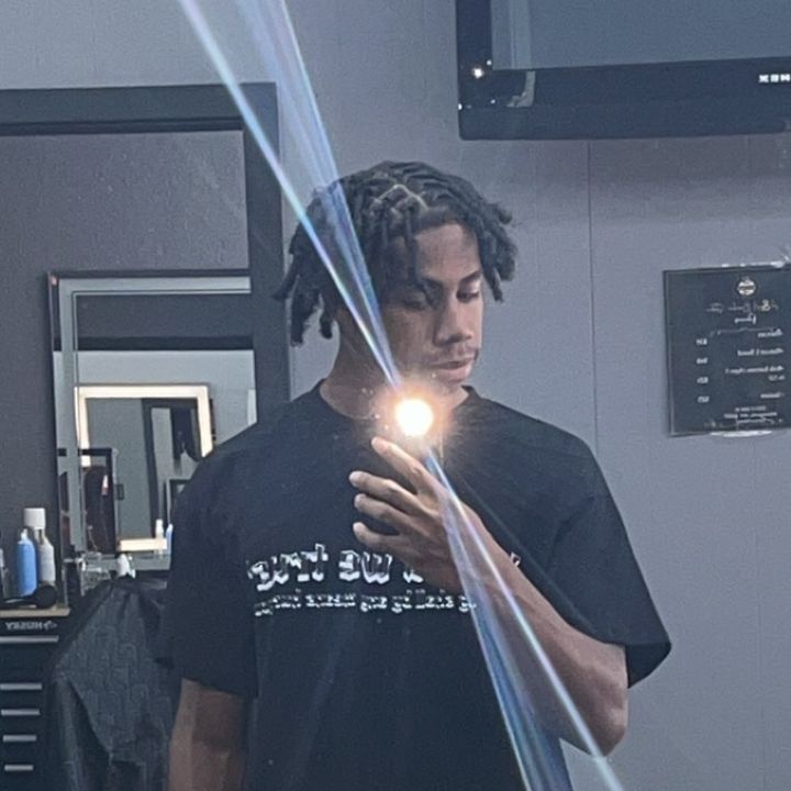 Profile Picture of Robert (@laylow.roberttt) on Tiktok