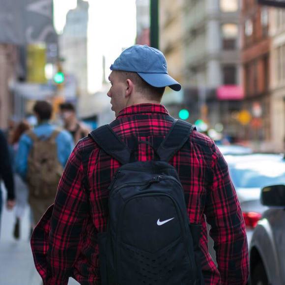 Profile Picture of John Lenyk (@johnlenyk) on Poshmark