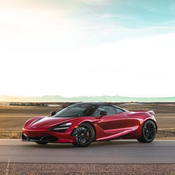 Alex Rostin - Poshmark Profile Picture of Alex Rostin (@alex_rostin) on Poshmark