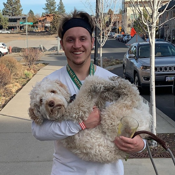 Profile Picture of Travis Bean (@tbean326) on Poshmark