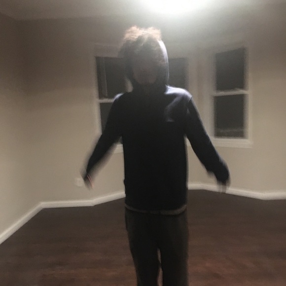 Profile Picture of Kevin Smith (@kevinsmith943) on Poshmark