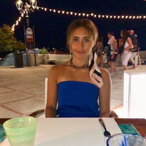 Profile Picture of Sammie Halem (@shalem_) on Poshmark