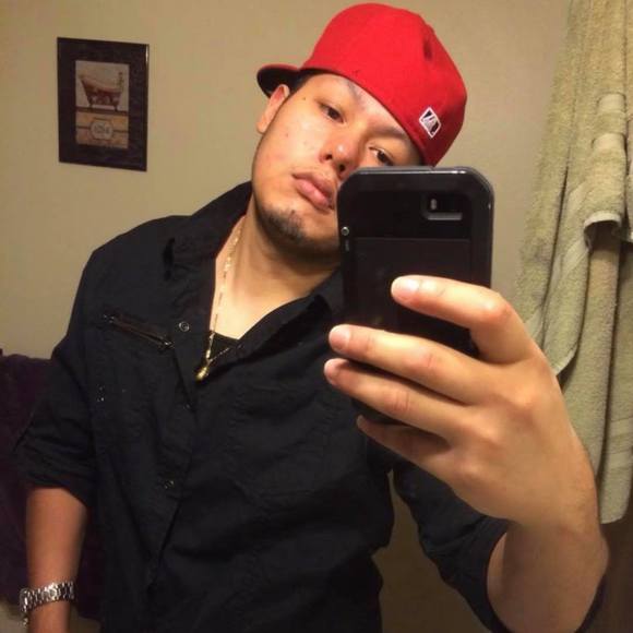 Profile Picture of Jose Leyva (@joseleyva808) on Poshmark