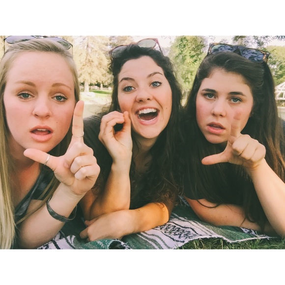 Profile Picture of Mackenzie Spycher (@kenziejoanne) on Poshmark