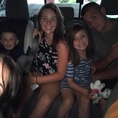 Profile Picture of Lori Allen (@loriallen99) on Twitter