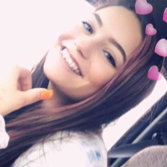 Profile Picture of Kerri Ducharme (@kerri_ducharme) on Poshmark