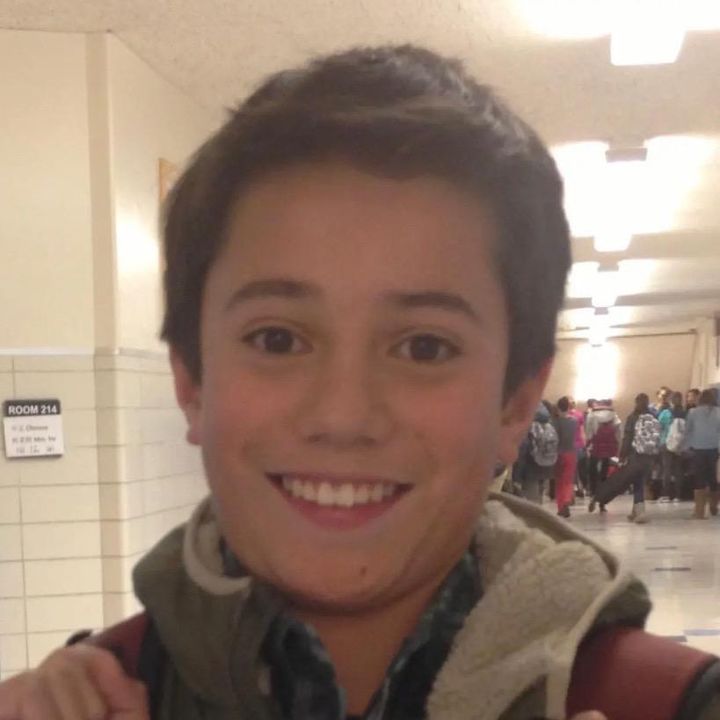 Profile Picture of dennnnnyyy (@dennisbattes) on Tiktok