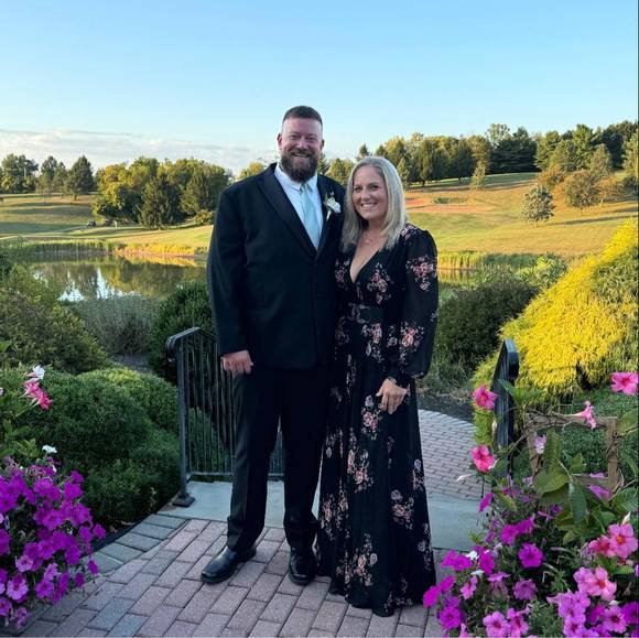 Profile Picture of Alyce Simons (@alycesimons) on Poshmark