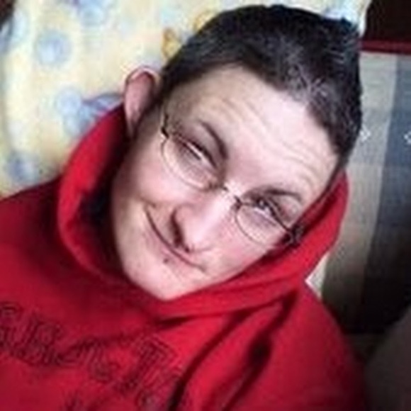 Profile Picture of Julian Tucker (@spsketchboi) on Poshmark