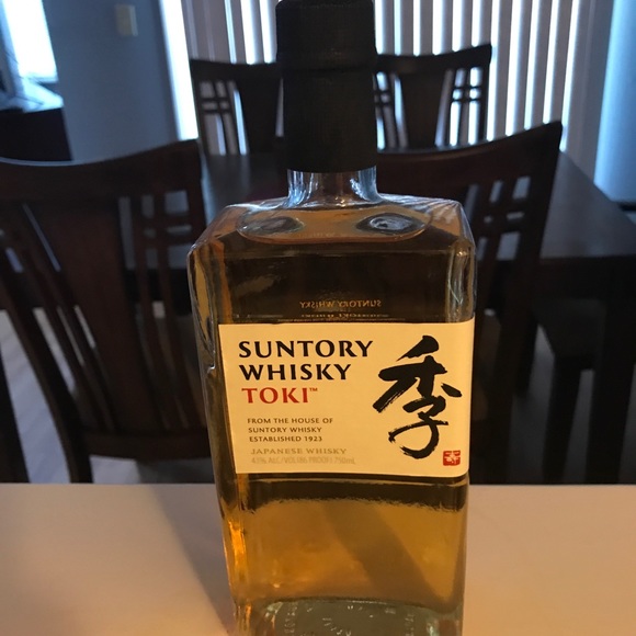 Profile Picture of Nader Mikhail (@nadercopy) on Poshmark