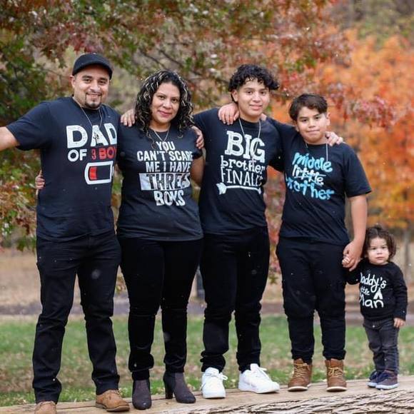 Profile Picture of Roxy Rodriguez (@roxrony_77) on Poshmark