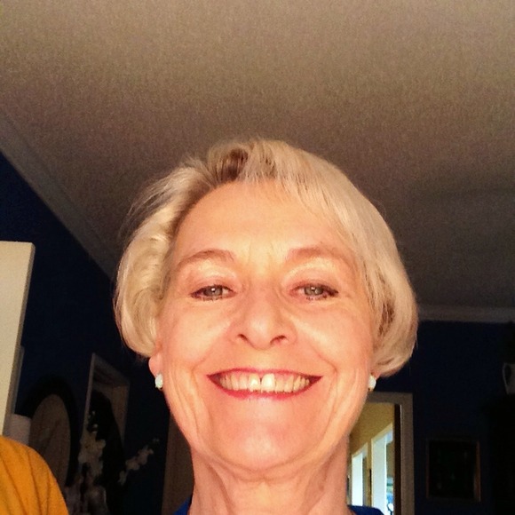 Profile Picture of Ann Sinclair (@annierabbit) on Poshmark