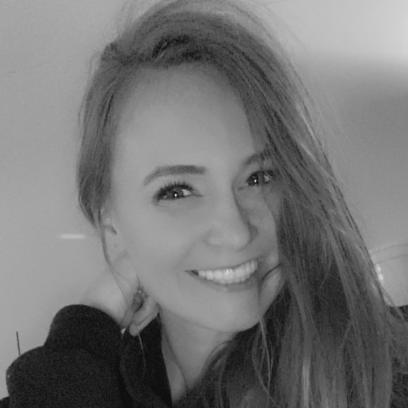 Profile Picture of Stacey Clanton (@staceyrene4) on Poshmark