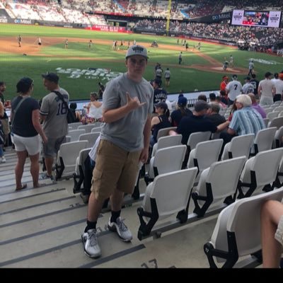 Profile Picture of Michael Spanos (@michaelspanos15) on Twitter