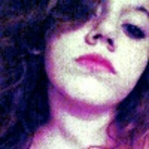 Profile Picture of Cassidy Youdall (@littlegypsy_) on Poshmark