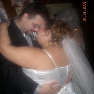 Profile Picture of Trish Bowen (@trishmarie75) on Myspace