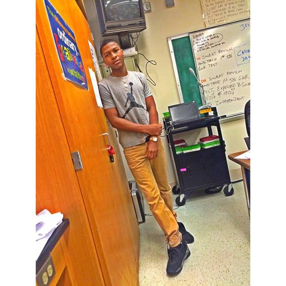 Profile Picture of Jarvis Williams (@jarvisjr1212) on Poshmark